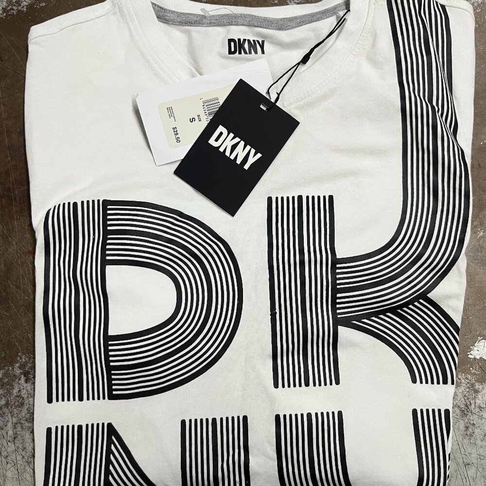 DKNY TEE